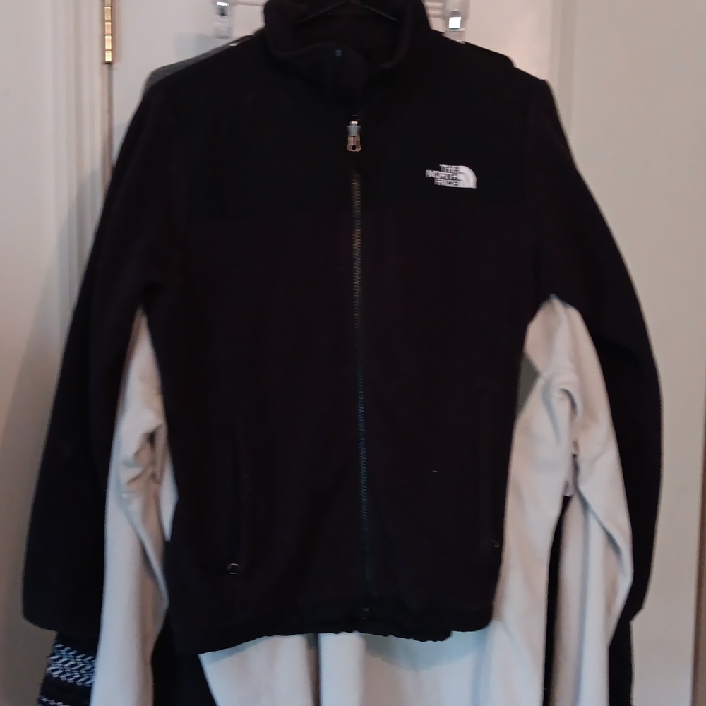 Women's North face denali jacket size M
